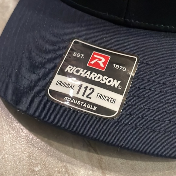 HOP VALLEY BREWING COMPANY TRUCKER HAT - Picture 3 of 8